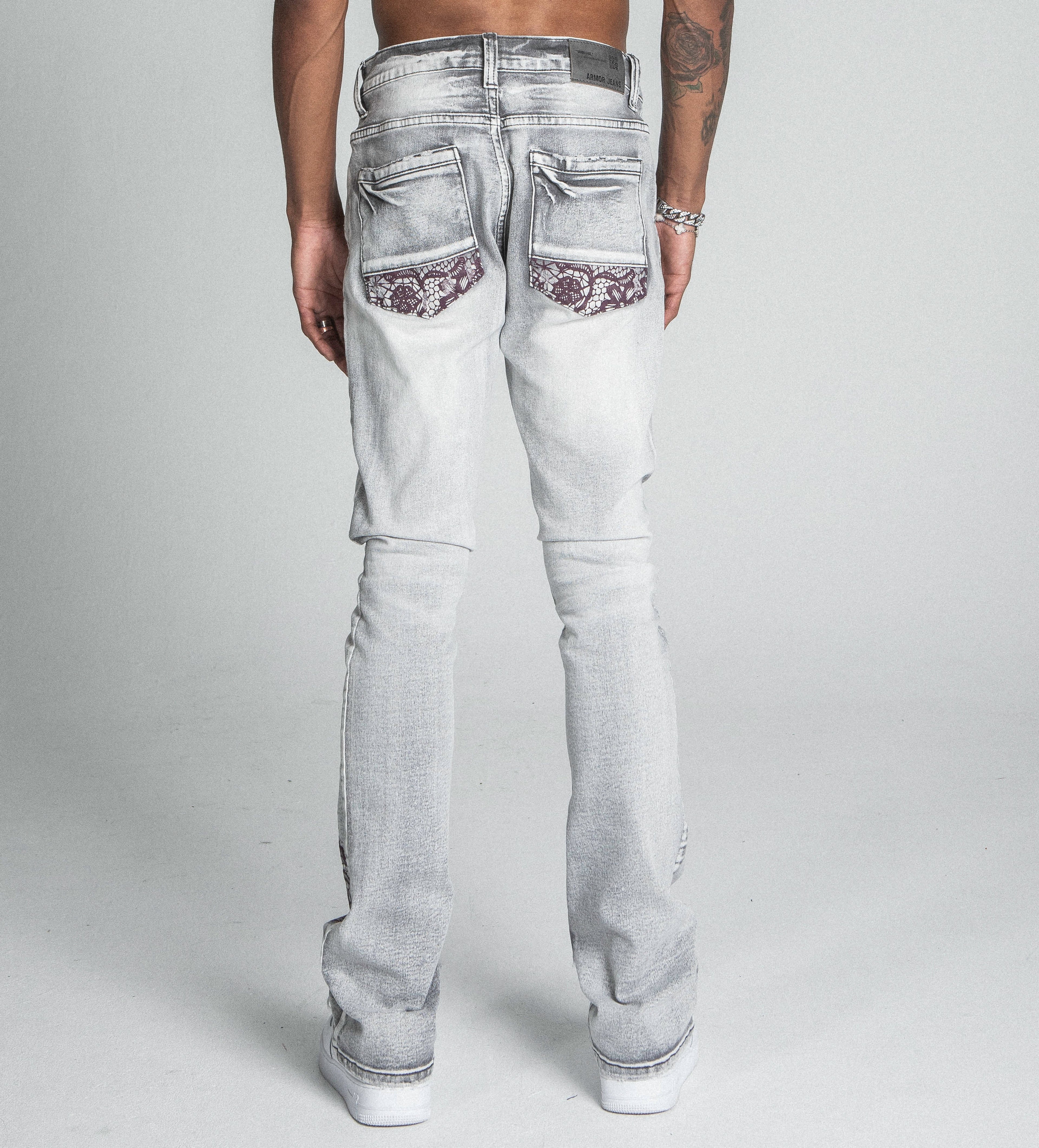 AJ27SK LACE FADED WASH STACKED JEANS