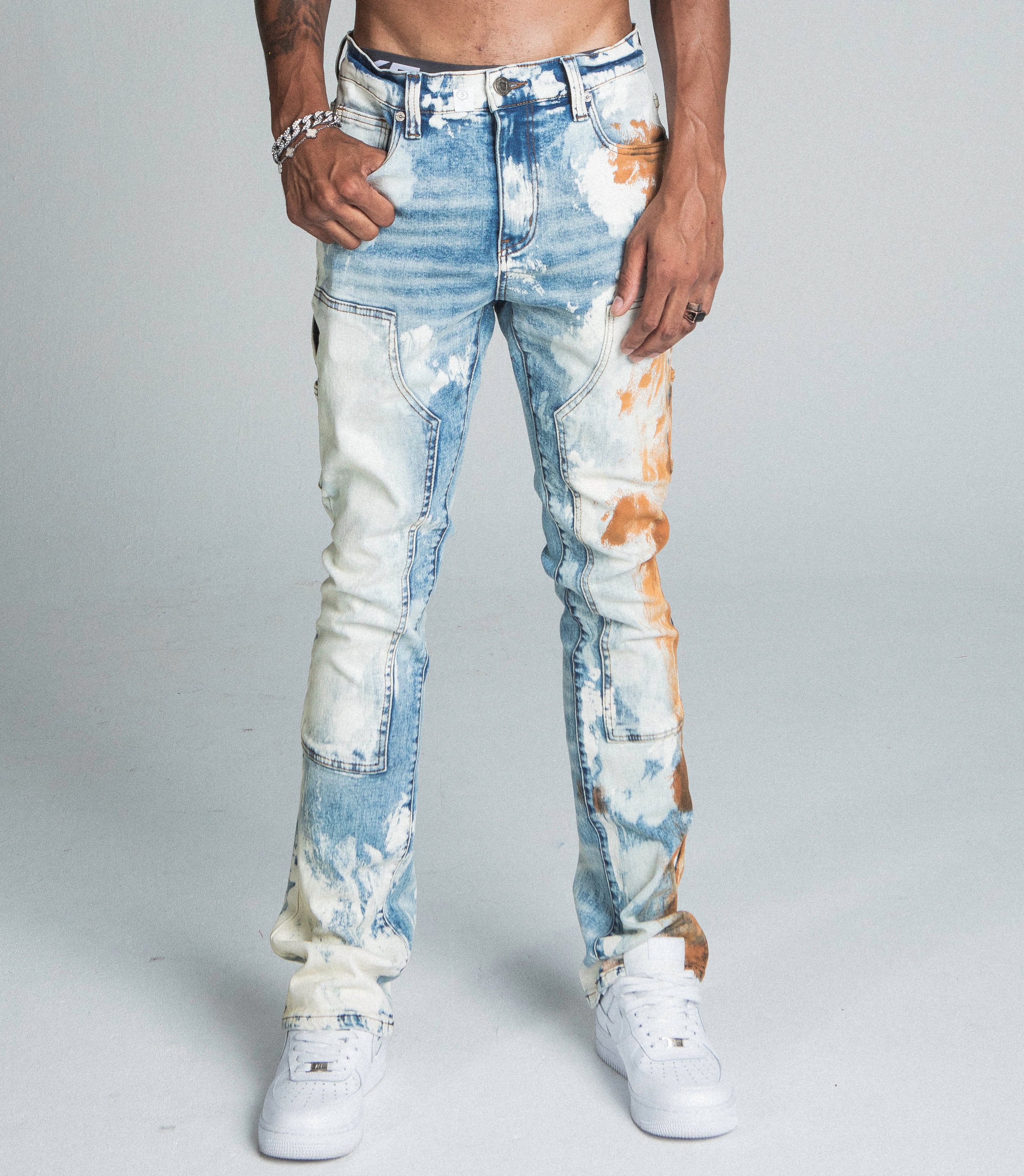AJ19SK OIL PAINT STACKED JEANS