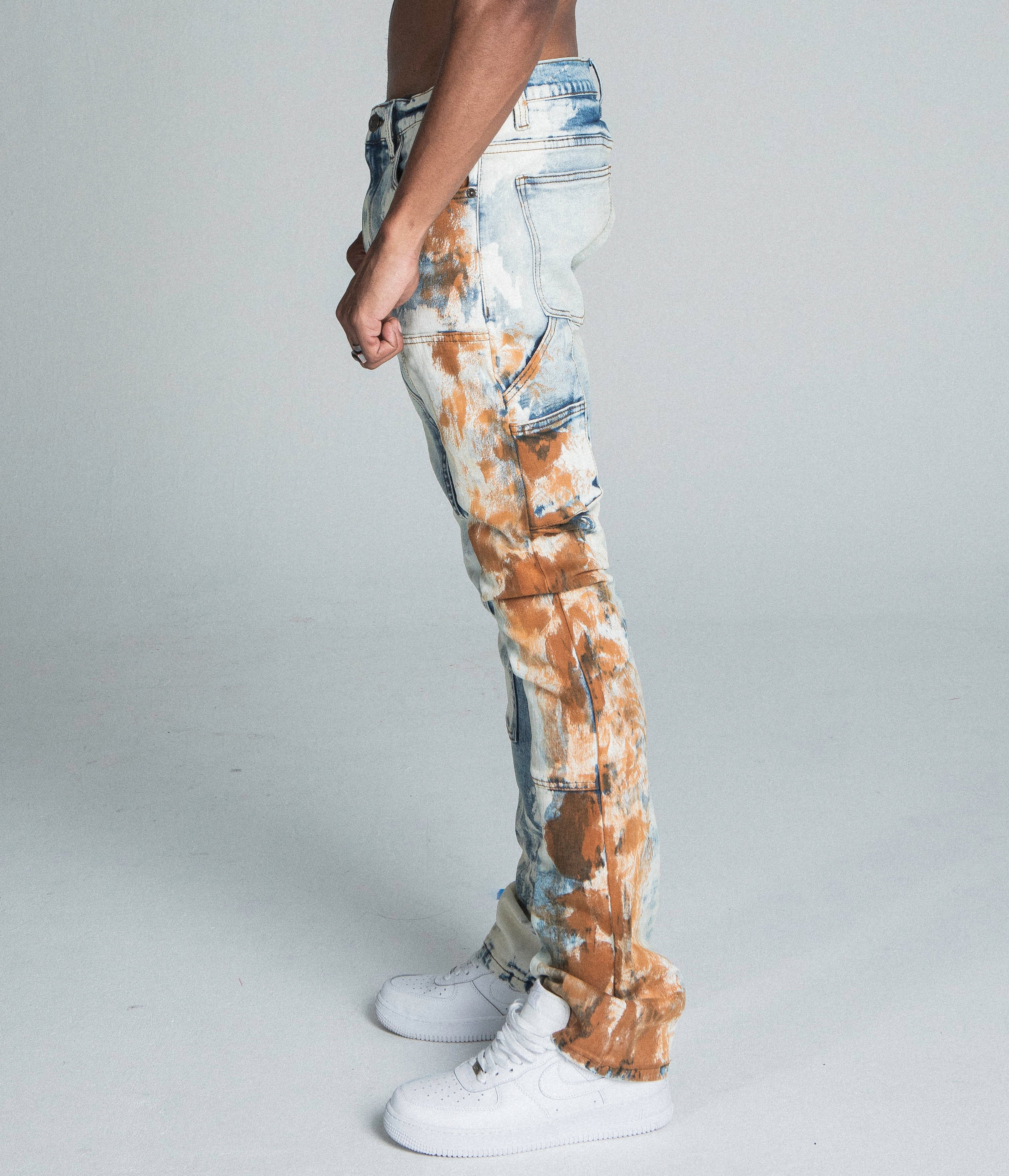 AJ19SK OIL PAINT STACKED JEANS