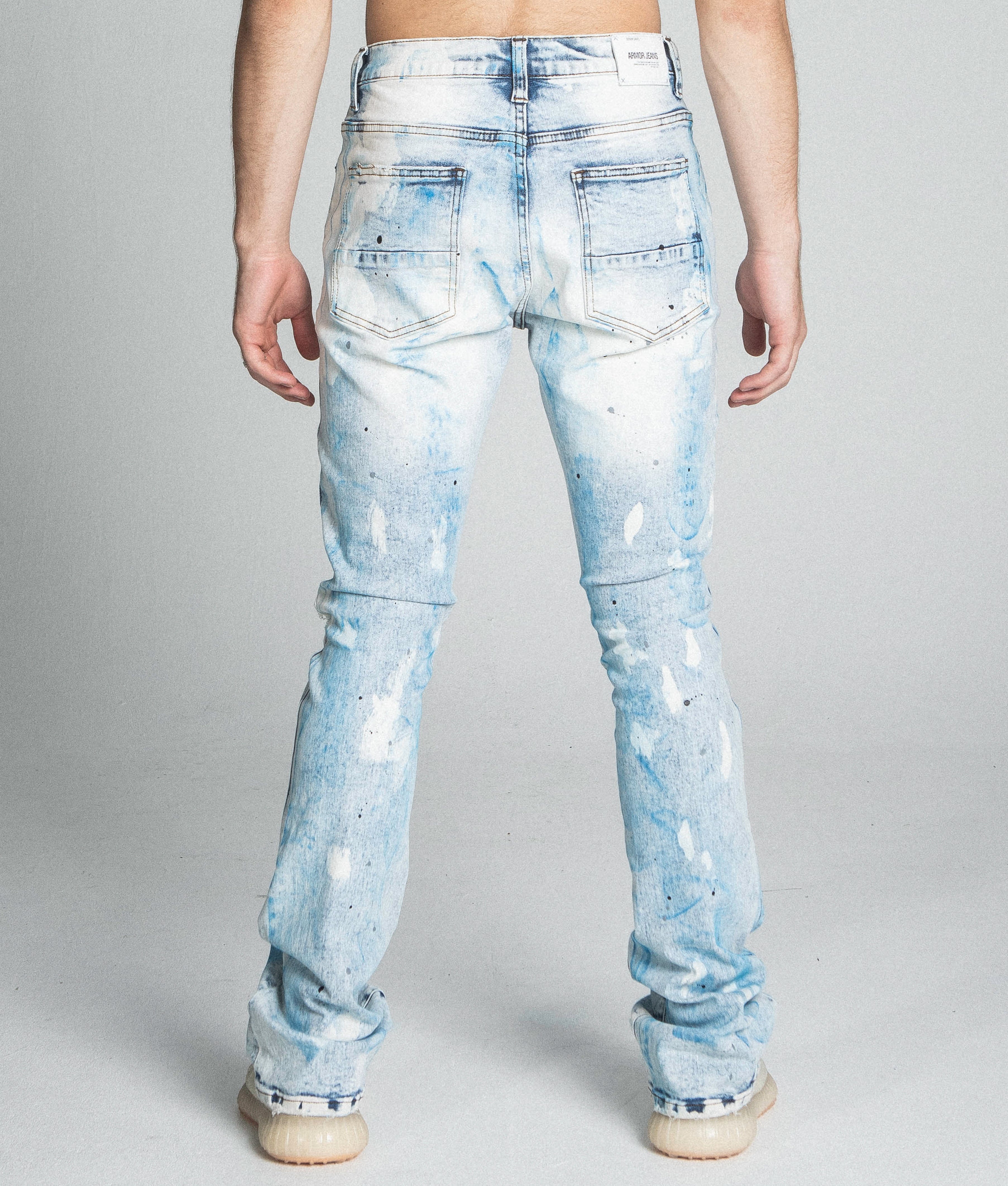 AJ28SK LIGHT BLUE/WHITE PAINT STACKED JEANS