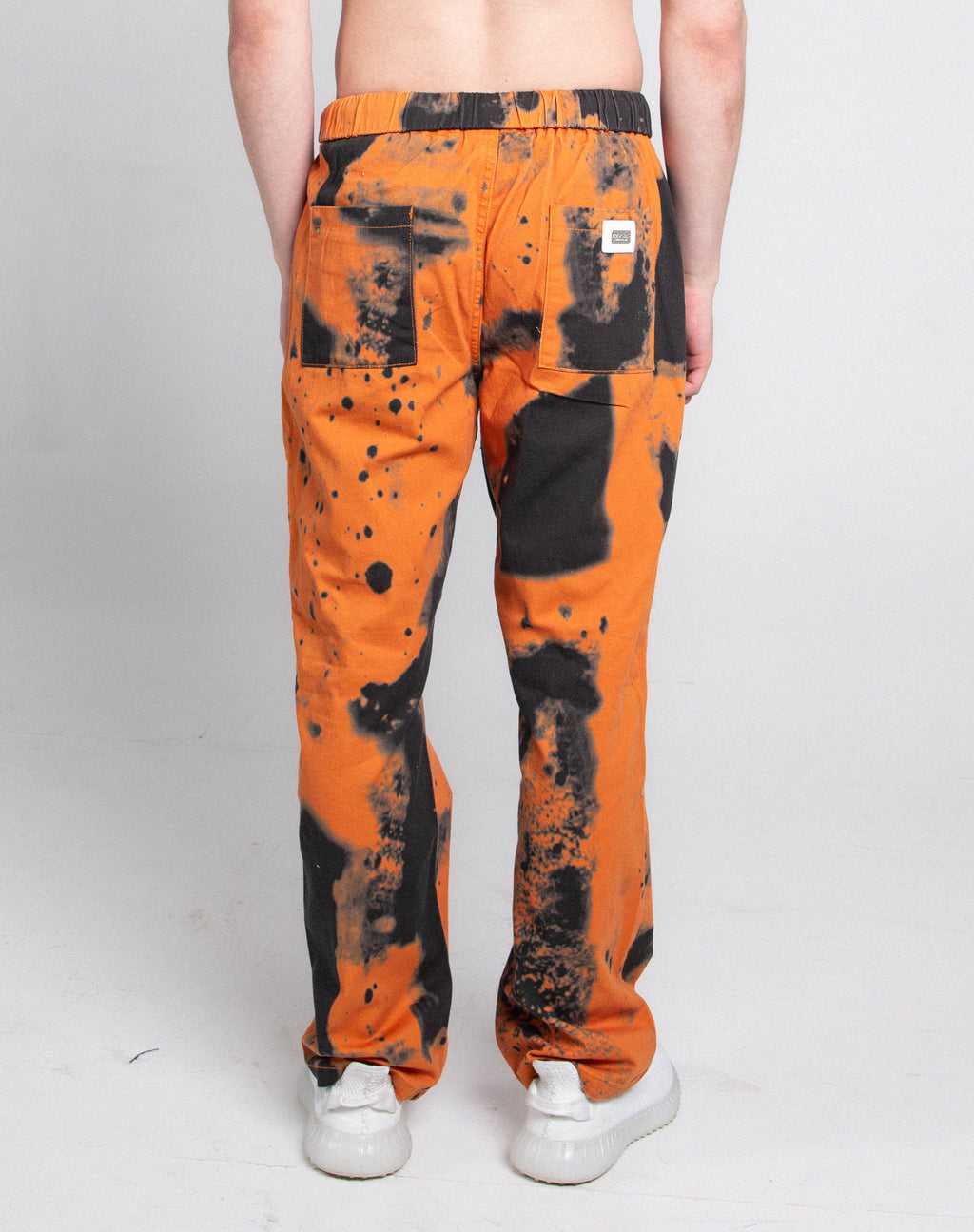 AJ04L COLOR DYE LOOSE JEANS